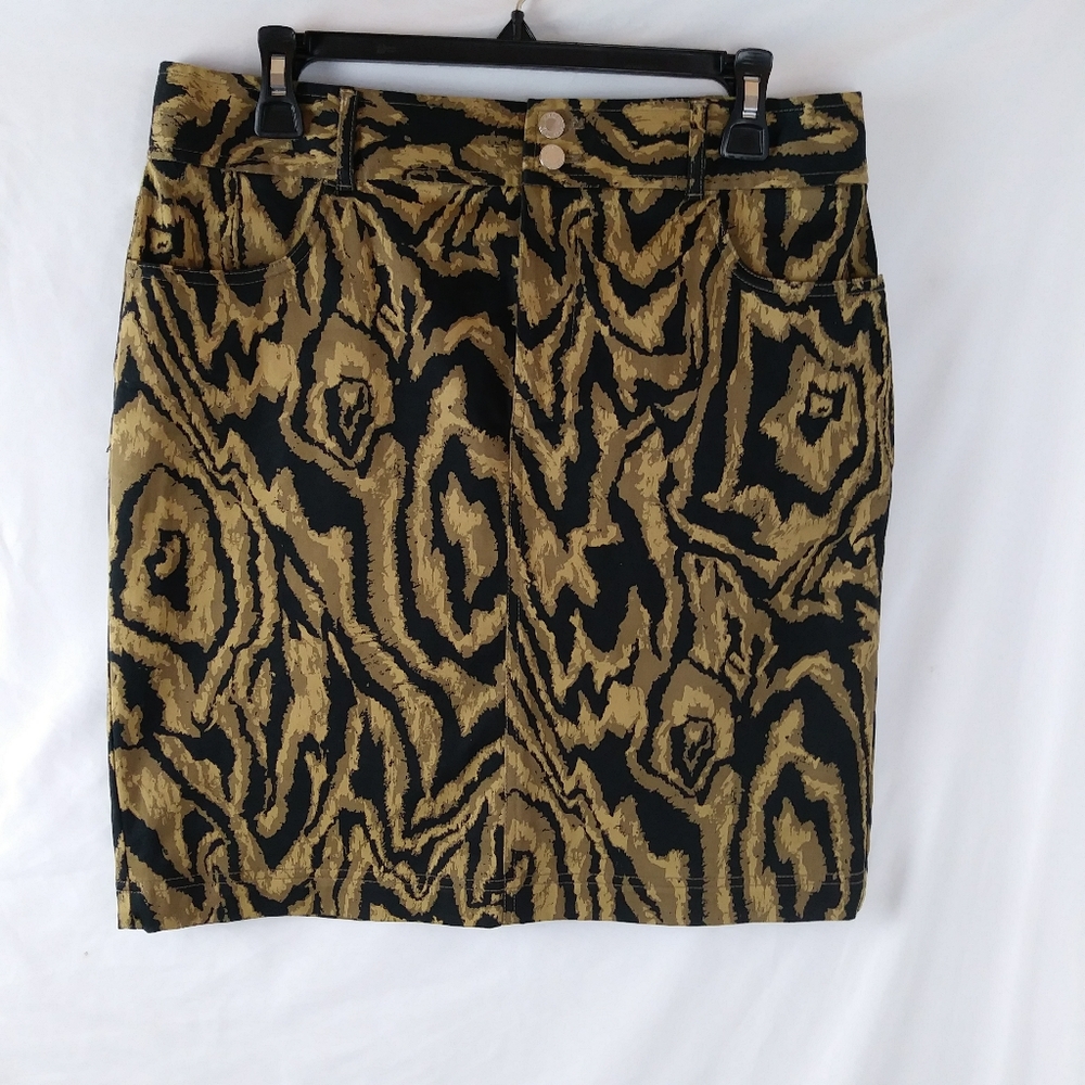 3/25$ Chaps tiger leopard stretch skirt pockets